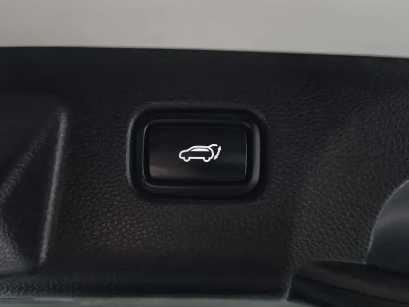 2025 Kia Seltos с пробегом 16 641 км