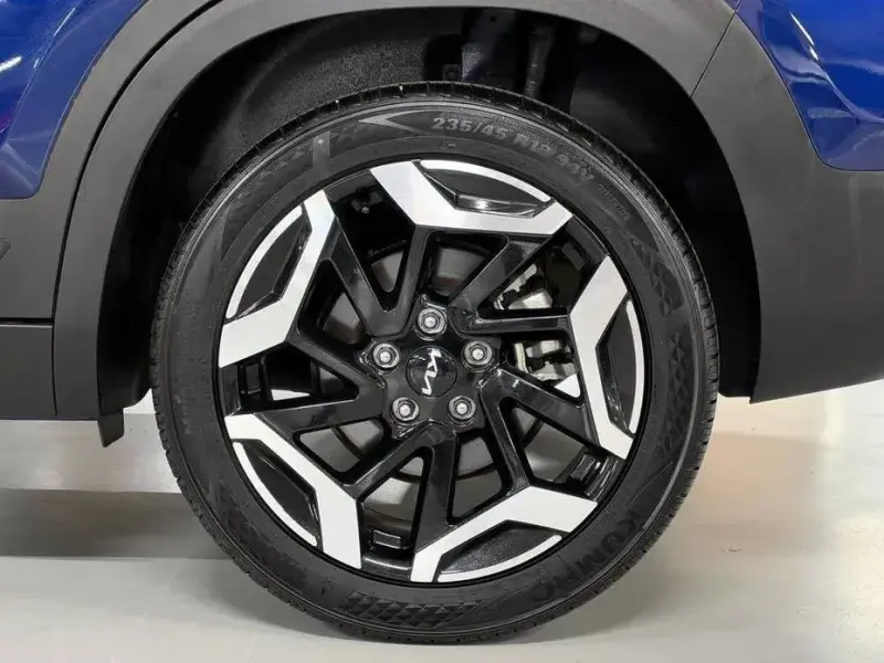 2024 Kia Seltos с пробегом 4 833 км