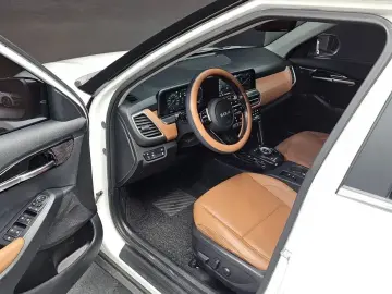 2023 Kia Seltos с пробегом 52 658 км
