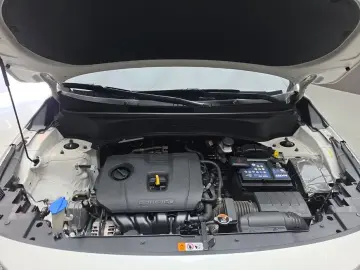 2023 Kia Seltos с пробегом 27 758 км