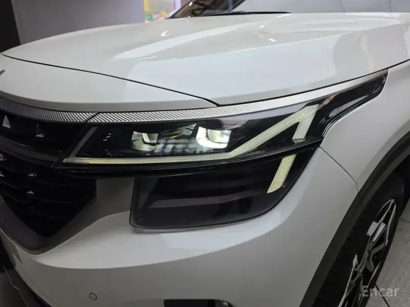 2023 Kia Seltos с пробегом 27 758 км