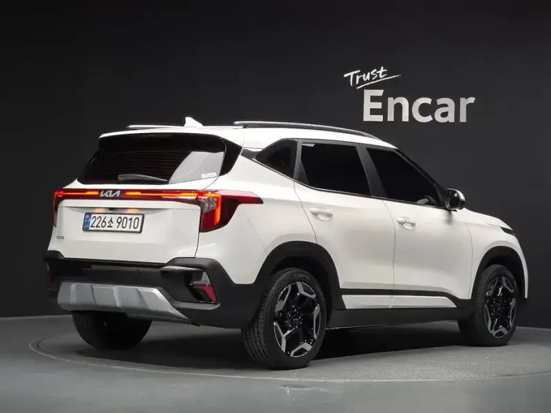 2025 Kia Seltos с пробегом 7 713 км