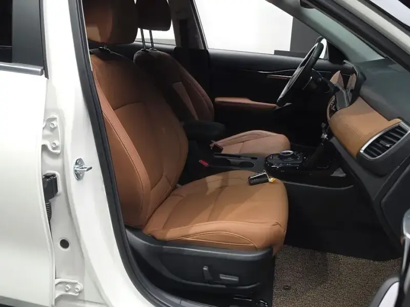 2025 Kia Seltos с пробегом 7 713 км
