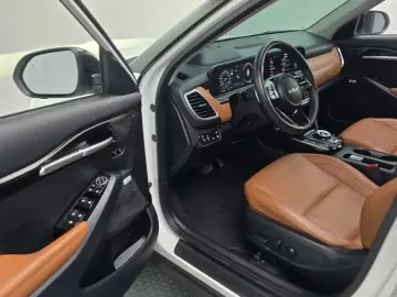 2024 Kia Seltos с пробегом 24 929 км