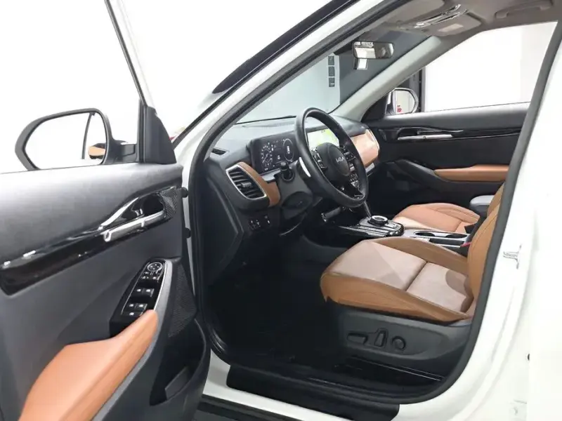 2025 Kia Seltos с пробегом 19 821 км