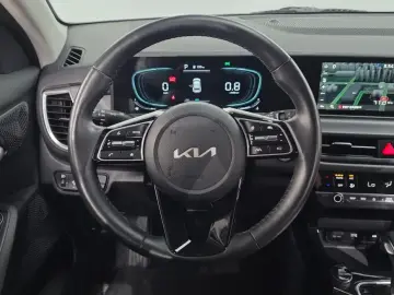 2024 Kia Seltos с пробегом 31 668 км