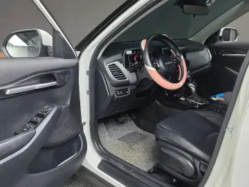 2023 Kia Seltos с пробегом 34 347 км