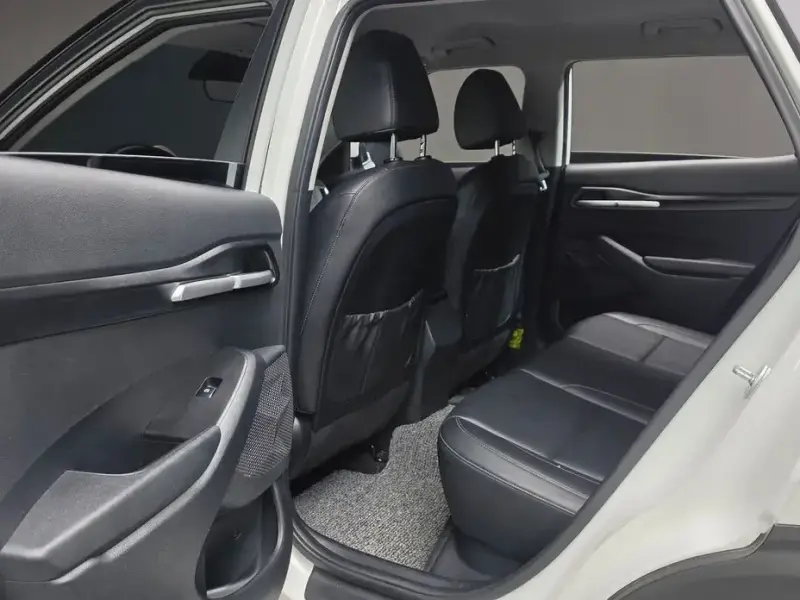 2023 Kia Seltos с пробегом 34 347 км