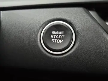 2023 Kia Seltos с пробегом 33 422 км