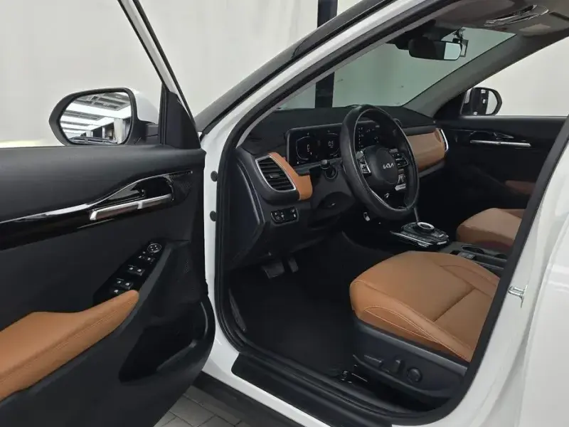 2024 Kia Seltos с пробегом 13 054 км