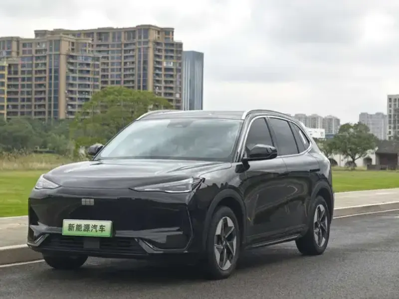 2024 Geely Galaxy E5 с пробегом 66 000 км