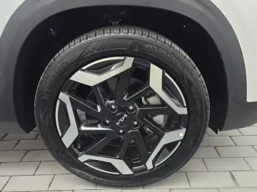 2024 Kia Seltos с пробегом 13 054 км