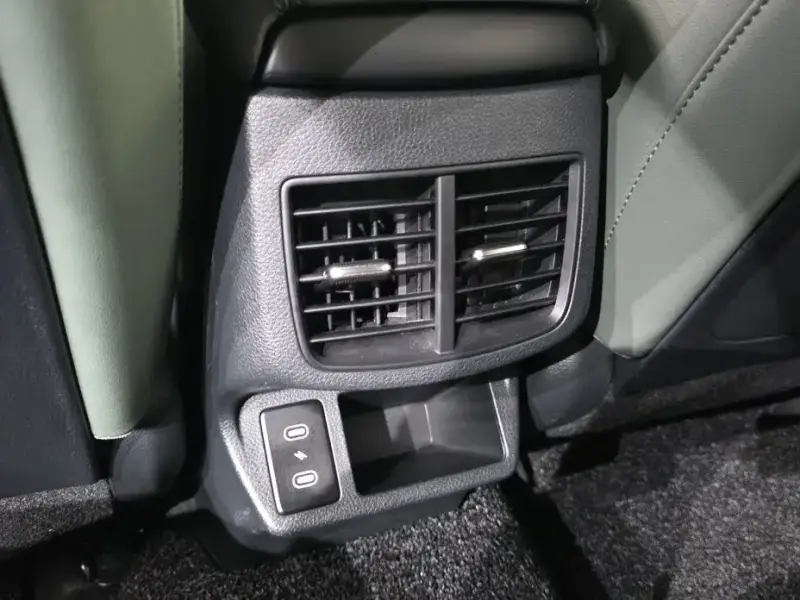 2023 Kia Seltos с пробегом 24 390 км