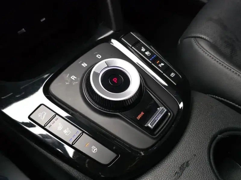 2024 Kia Seltos с пробегом 23 603 км