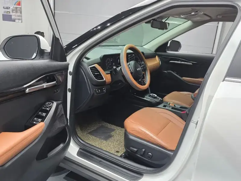 2024 Kia Seltos с пробегом 33 565 км