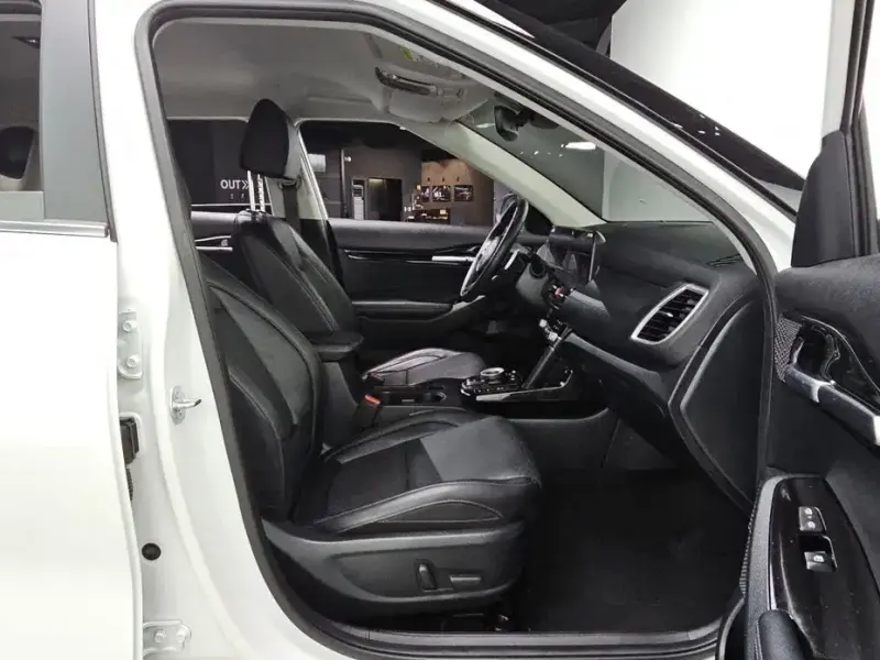 2024 Kia Seltos с пробегом 28 541 км