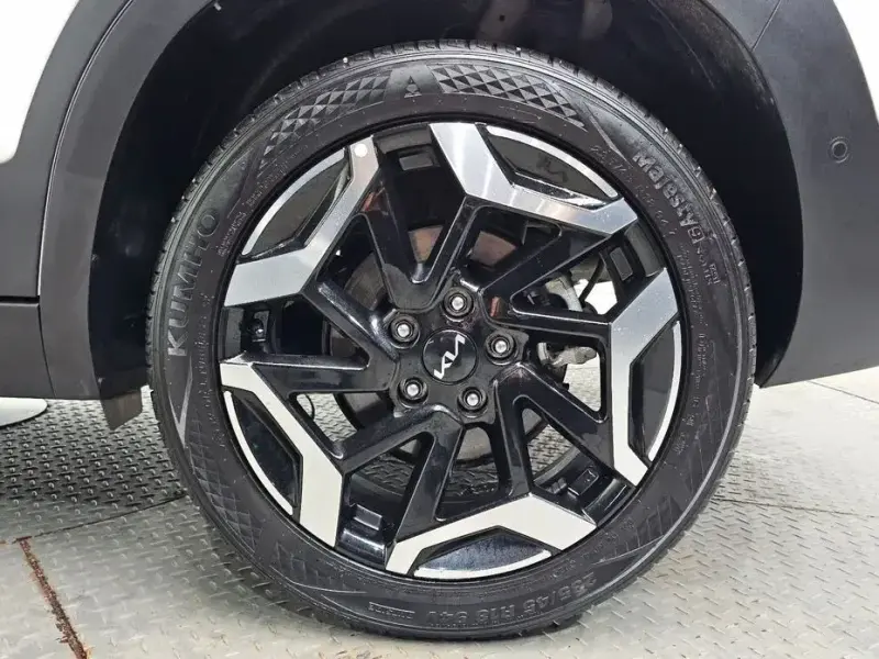 2024 Kia Seltos с пробегом 28 541 км