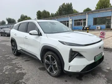2023 Geely Galaxy L7 с пробегом 64 000 км