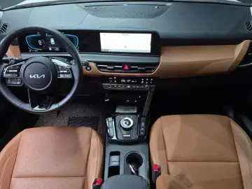 2025 Kia Seltos с пробегом 12 423 км