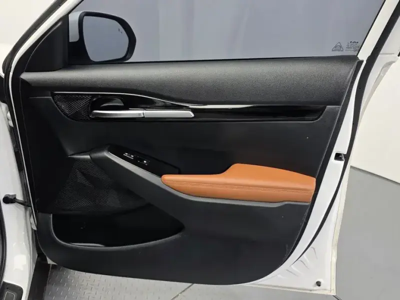 2024 Kia Seltos с пробегом 37 205 км