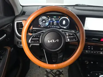 2022 Kia Seltos с пробегом 55 049 км
