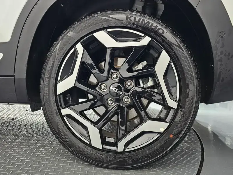 2025 Kia Seltos с пробегом 6 460 км