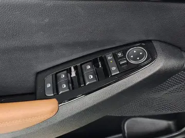 2024 Kia Seltos с пробегом 17 012 км