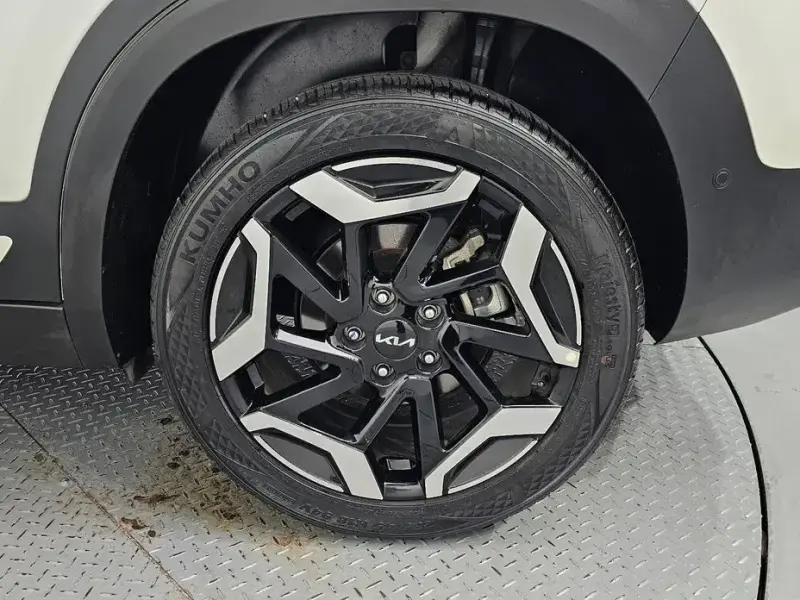 2024 Kia Seltos с пробегом 17 012 км