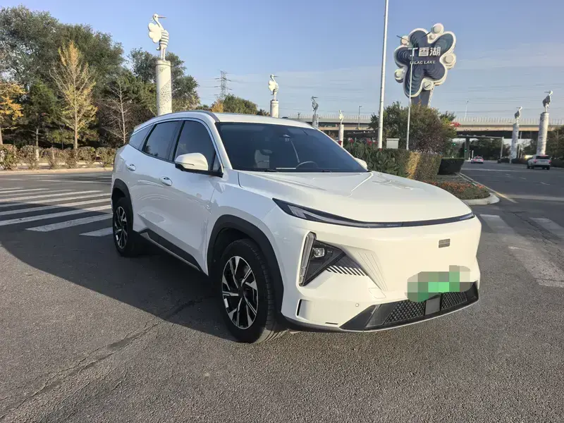 2024 Geely Galaxy L7 с пробегом 50 000 км
