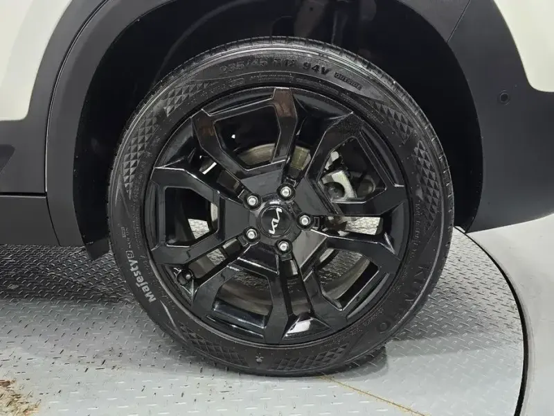 2023 Kia Seltos с пробегом 26 574 км