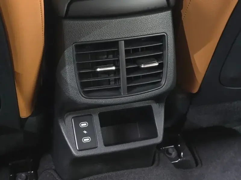 2023 Kia Seltos с пробегом 26 574 км