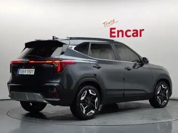 2023 Kia Seltos с пробегом 22 245 км