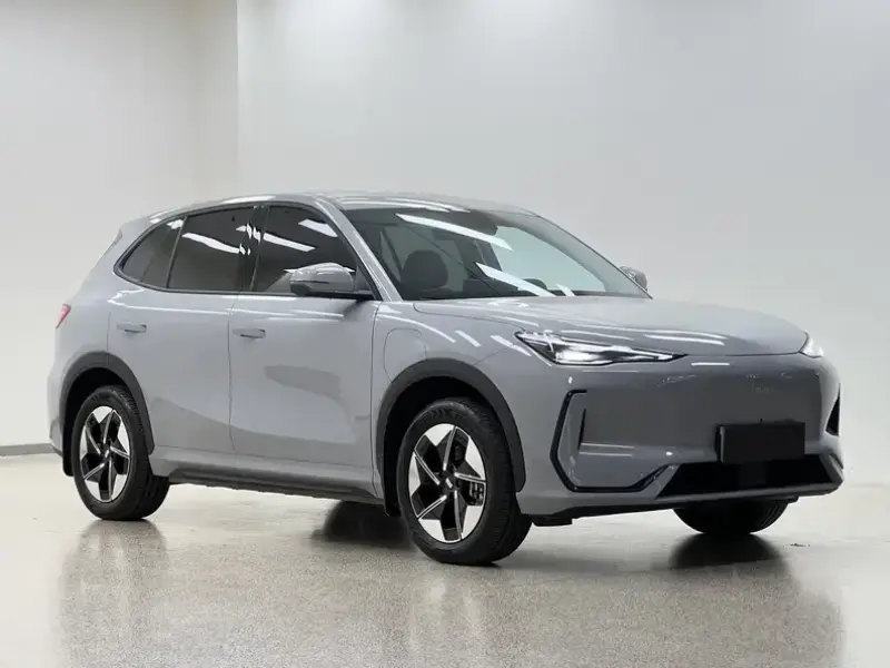2026 Geely Galaxy E5 с пробегом 6 900 км