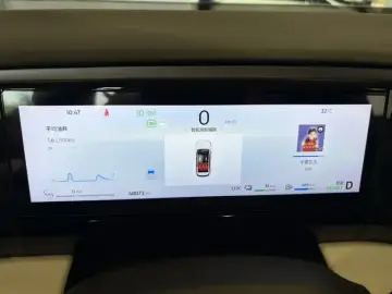2023 Geely Galaxy L7 с пробегом 48 000 км