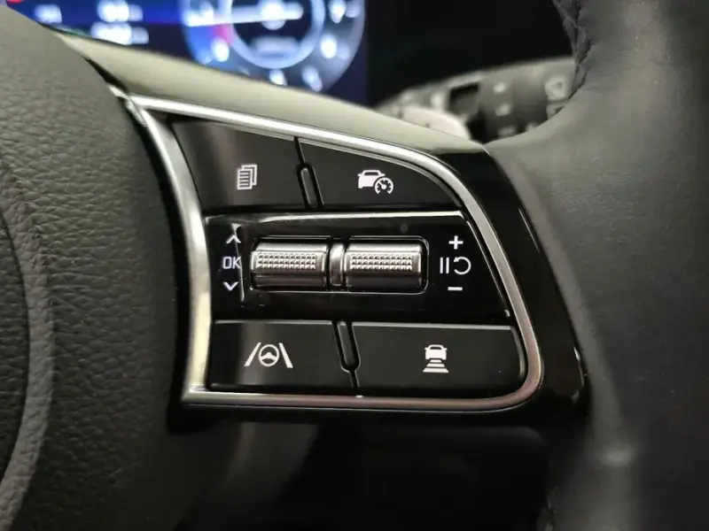 2025 Kia Seltos с пробегом 9 303 км
