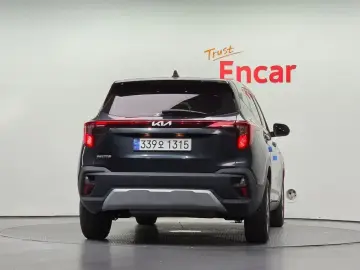 2024 Kia Seltos с пробегом 19 438 км