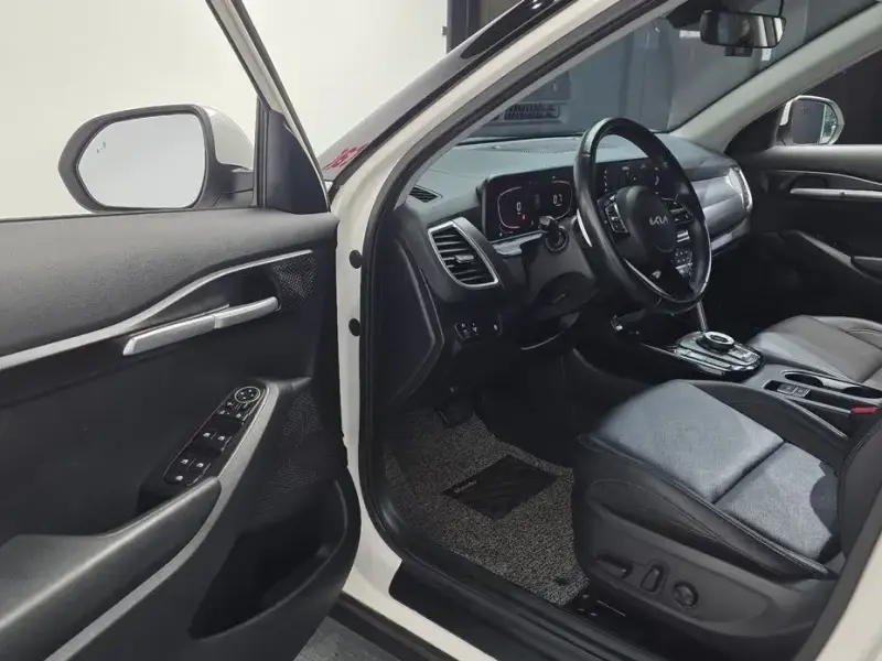 2023 Kia Seltos с пробегом 45 624 км