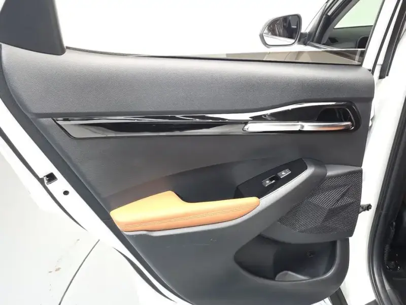 2023 Kia Seltos с пробегом 61 366 км