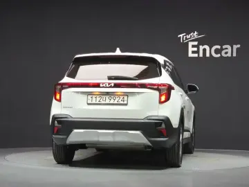 2023 Kia Seltos с пробегом 99 421 км