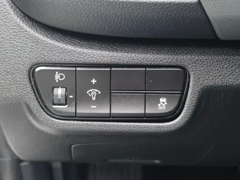 2023 Kia Seltos с пробегом 99 421 км