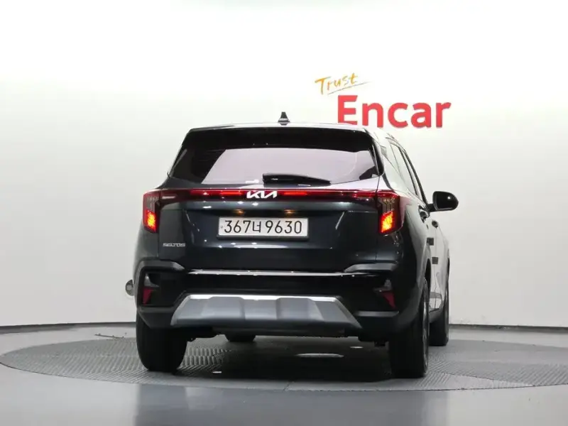 2023 Kia Seltos с пробегом 34 715 км