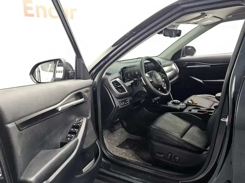 2024 Kia Seltos с пробегом 13 111 км
