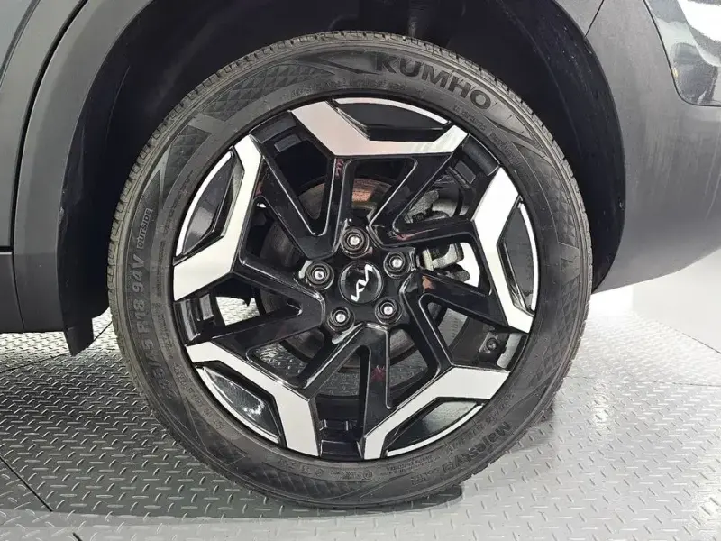 2024 Kia Seltos с пробегом 13 111 км