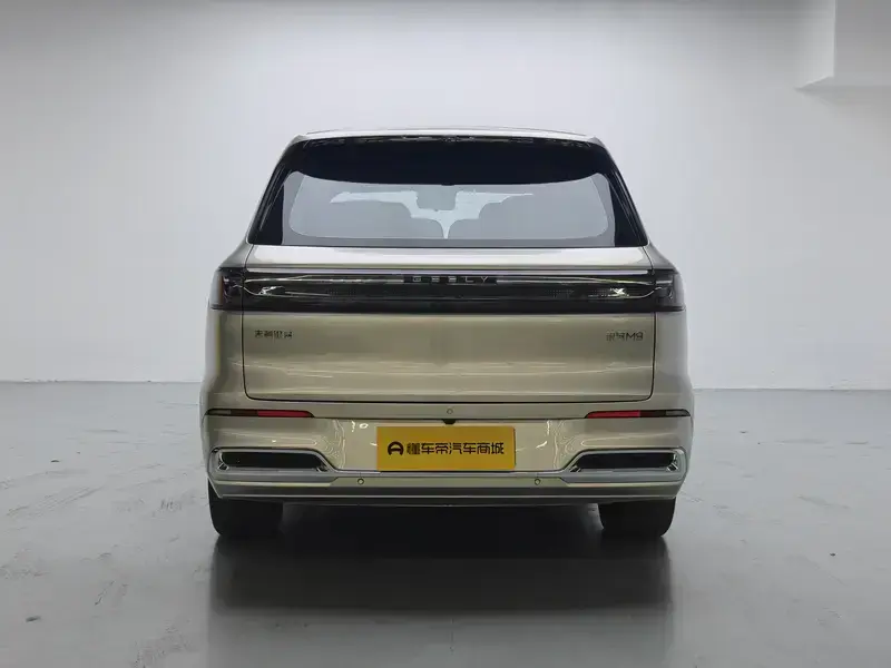 2025 Geely Galaxy M9 с пробегом 16 600 км