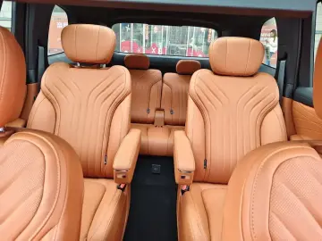 2025 Geely Galaxy M9 с пробегом 300 км