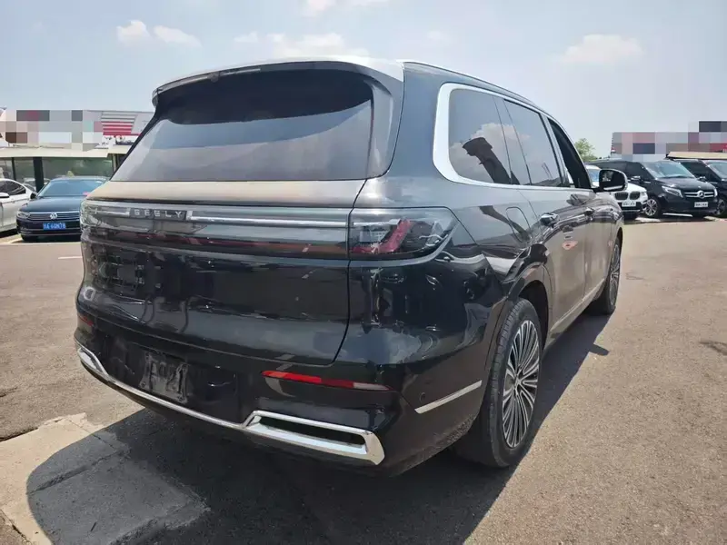 2025 Geely Galaxy M9 с пробегом 8 000 км