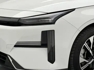 2023 Geely Galaxy L6 с пробегом 21 400 км