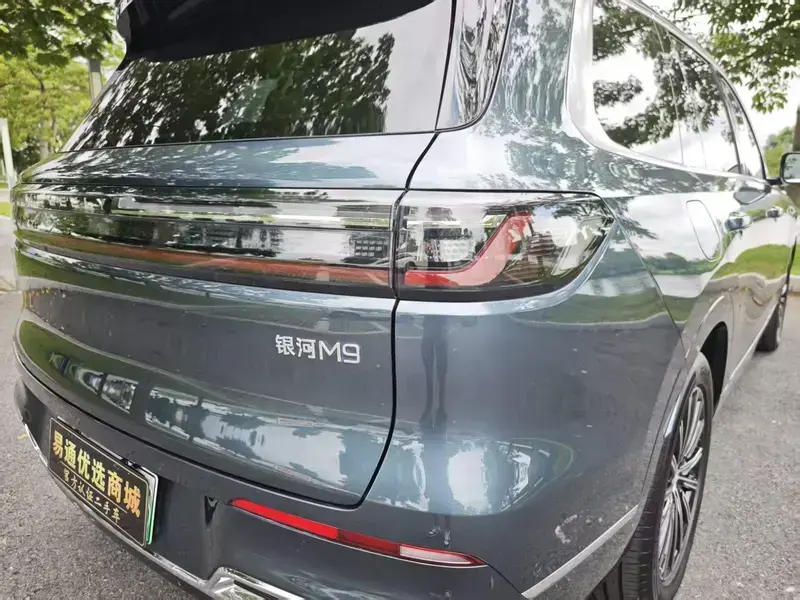 2025 Geely Galaxy M9 с пробегом 1 700 км