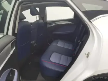 2022 Geely Geometry M6 с пробегом 68 600 км