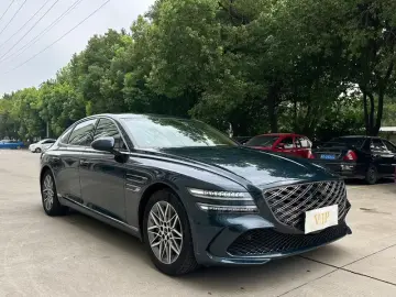 2024 Genesis G80 с пробегом 230 000 км
